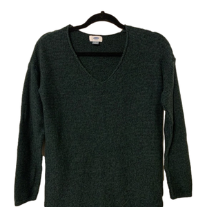 Old Navy green sweater size small